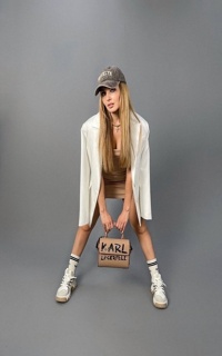 Шлюха Поля 24833